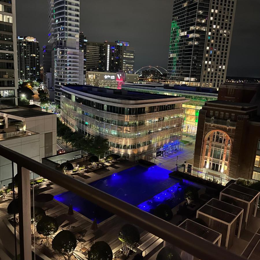 Downtown Dallas Apt With View Walking Distance To Aac With Free Parking Pool Wifi Экстерьер фото